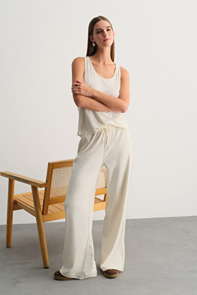 Dagi Εκρού παντελόνι με φαρδιά μπατζάκια και λεπτομέρεια σκίσιμο