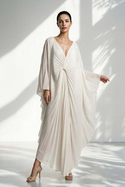 Setre Krem Yaka Ve Pilise Detaylı Rahat Kesim Elbise