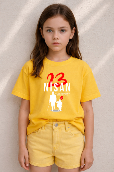 MYADA 23 Απριλίου Παιδιά που περπατούν με τον Ατατούρκ, εμπριμέ μπλουζάκι από...