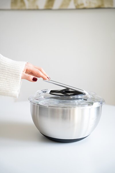 Dekorzdükkan Paslanmaz Çelik Salata Kurutucu – Döner Mekanizmalı, Şeffaf Kapaklı