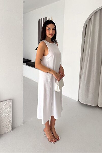 moda poni Women's Sleeveless White Midi Dress