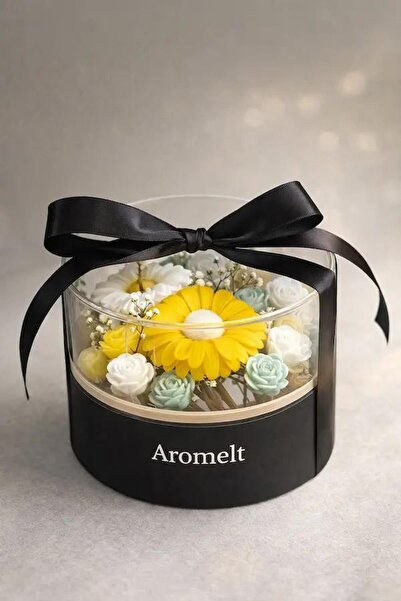 Aromelt El Yapımı Hediye Seti – %100 Doğal Soya Mum Çiçek Sepeti