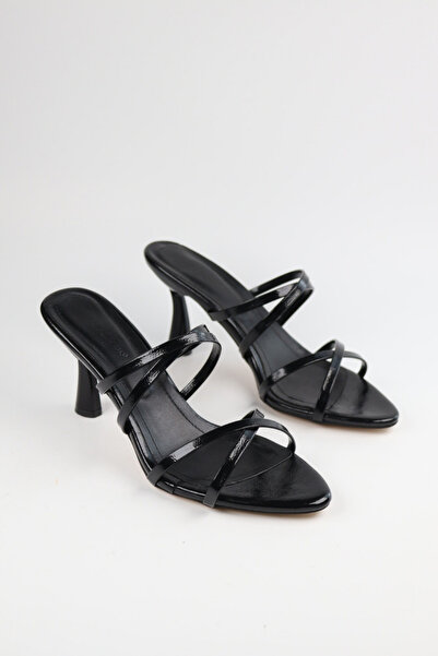 wolfcity Γυναικεία χιαστί γόβες Παντόφλες και Σανδάλια