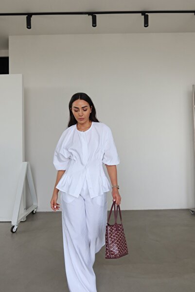 Özge Özgenç طقم قميص وبنطلون بأكمام بالونية