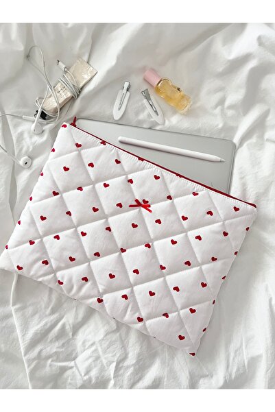 Lulishop Kırmızı Kalp Desenli Kapitone Tablet Kılıfı 10-11 İnç Fermuarlı Koru...