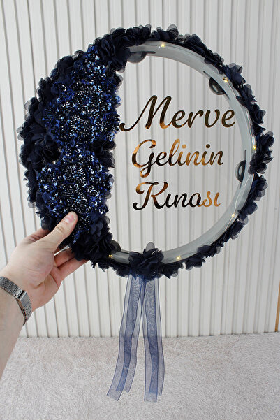 Mortex Lacivert Aplik ve 3D Çiçek Süsleme LED’li Şeffaf Gelin Tefi 32 cm Kına...