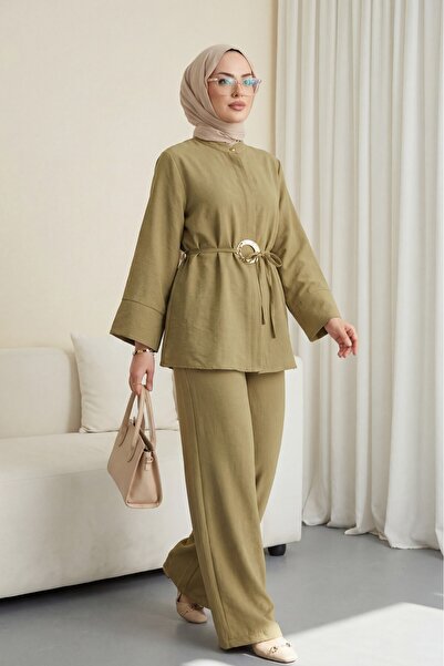 Modamorfo Cupra Suit with Belted Waist and Half-Buttoned Trousers - Oil Green