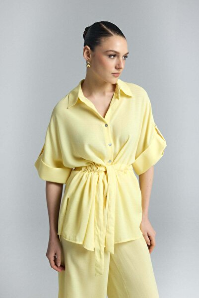 Sateen Πουκάμισο κιμονό με δέσιμο στη μέση - Κίτρινο