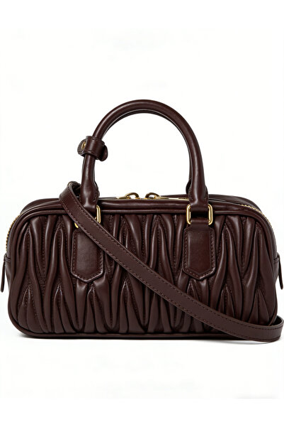 MMBOX حقيبة أركادي صغيرة بمقبض علوي من جلد نابا المبطن، قابلة للحمل على الكتف