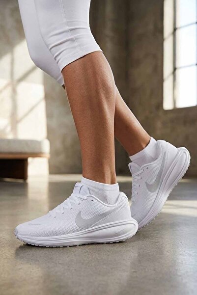 Nike Women's White Sports Shoes - Casual Comfortable Sole Walking and Running...