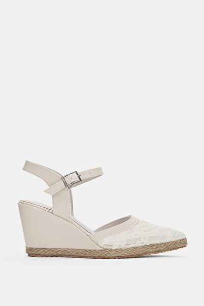 selin shoes حذاء كاليندرا نسائي بكعب عالٍ مع مشبك قابل للتعديل عند الكاحل وتف...