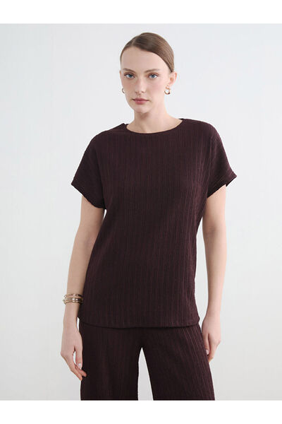 LC Waikiki Rmz Gi̇yi̇m Farkiyla Zero Roba Collar Textured Women's T-Shirt