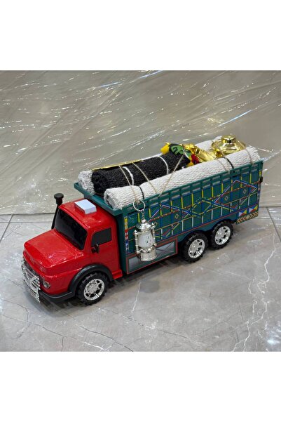 MAZPRO Lori Mercedes with Red Veil