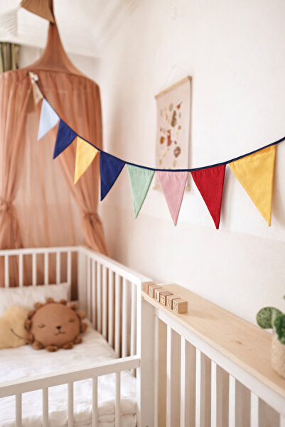 8-Piece Colorful Pennant Banner Nursery Wall Ornament – Fabric Triangle Flag Baby Room Decor 2.50 m