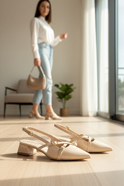 enoch حذاء نسائي مقاس كبير (40-42) بمقدمة مدببة ومشبكين وكعب منخفض وسميك ومفت...