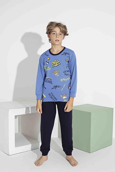 Pijamax Σετ πιτζάμες για αγόρια με πολύχρωμη στάμπα και μακριά μανίκια - Ύφασ...