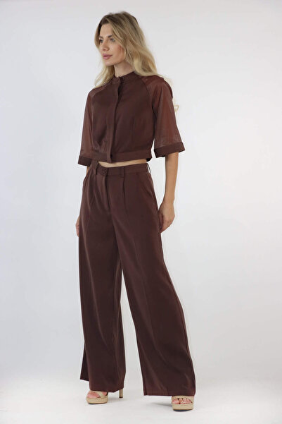 2TRENDY Brown Top with Transparent Details on the Sleeves