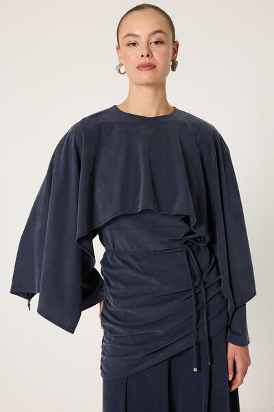 Touché Privé Cloak-Detail Pants Suit