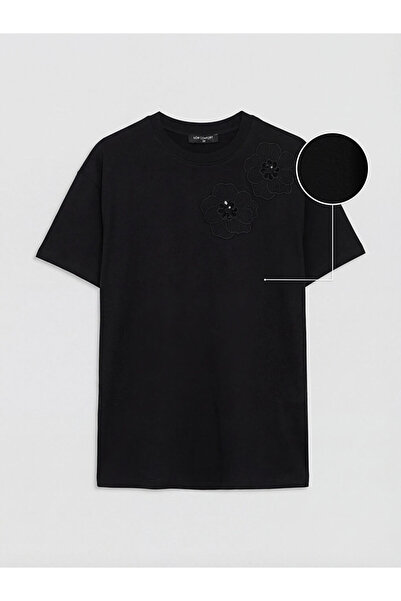 LC Waikiki RMZ GİYİM FARKIŞİLLERİNE ZERO Tricou de damă cu guler Roba și apli...