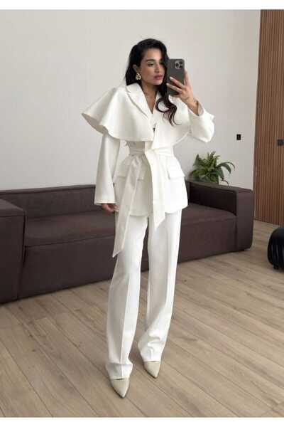 boutiquemery Beyaz Çıkarılabilir Pelerin Kuşak Detaylı Takım