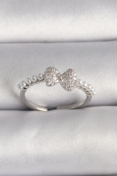 Nehir خاتم أنيق من النحاس الفضي اللون مع حجر الزركون وتفاصيل من اللؤلؤ على شك...