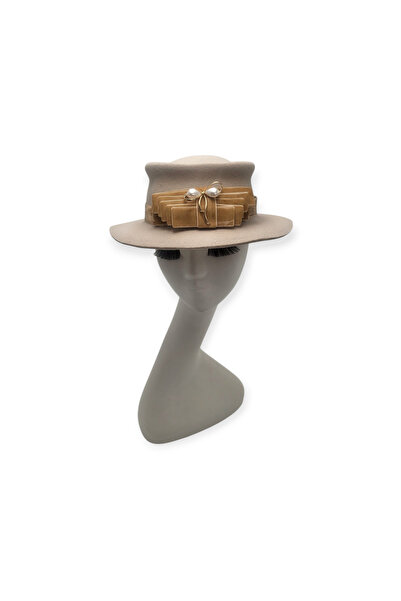 Miss Hat Nude Wool Felt Hat with Velvet Bow and Gold Brooch