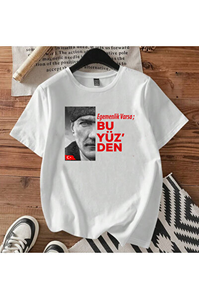 SUNFREE ATATÜRK BU YÜZDEN Μπλουζάκι με στάμπα, μεγάλου μεγέθους, με λαιμόκοψη...