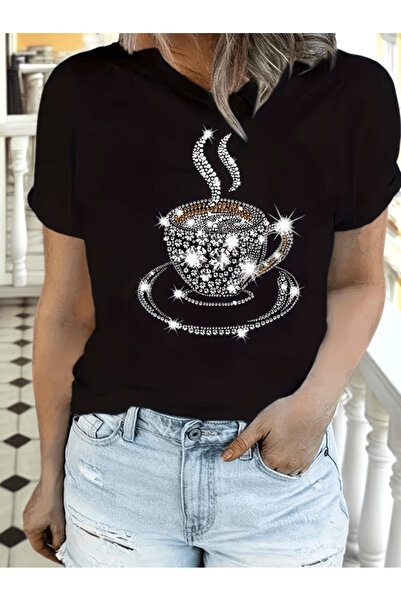 one button تي شيرت كبير الحجم مطبوع عليه زجاجة قهوة مزينة باللؤلؤ