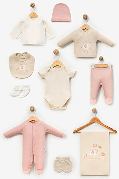 Stork Bundle مجموعة هدايا ملابس خروج من المستشفى للمواليد الجدد مكونة من 10 ق...