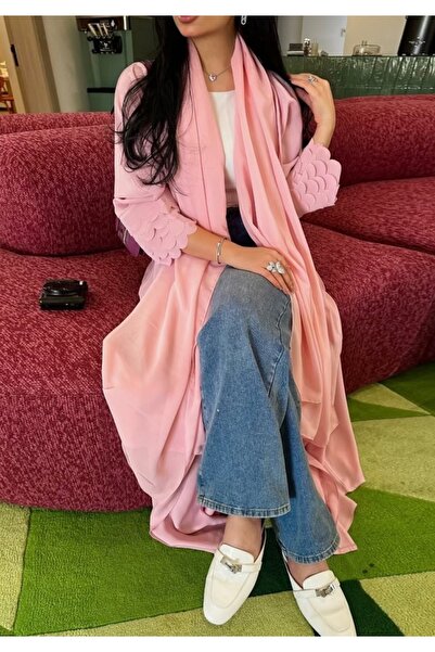 Noon Noora طقم عباية وحجاب من قماش الشيفون الوردي بتصميم أكمام فريد