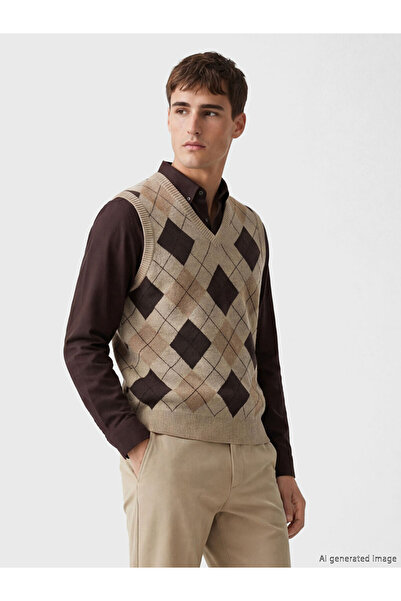 LC Waikiki Beige Standard Fit V-Neck Men's Knitwear Sweater