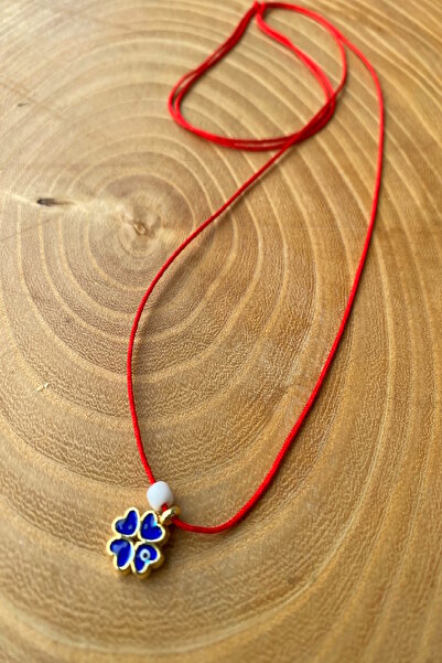 Shepidi Red String Clover Object Necklace for Luck and Abundance