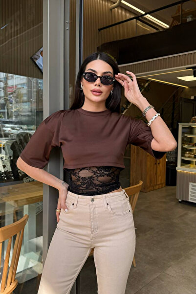 oshebu Γυναικείο Μοντέρνο Σετ Crop με Δαντέλα στο Κάτω Μέρος