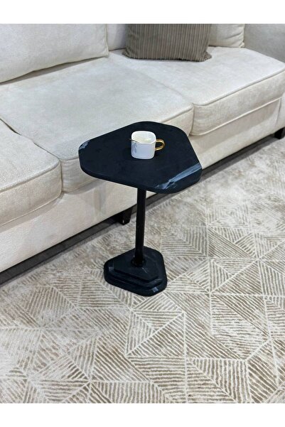 terndat He Served Wood Dishes.