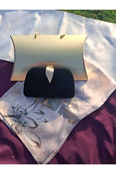 Generic Golden Soiree Gift Box