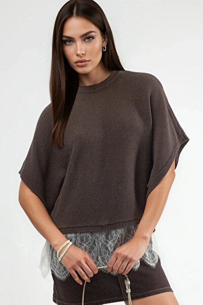 Hiccup QU STYLE Short sleeve sweater with lace details