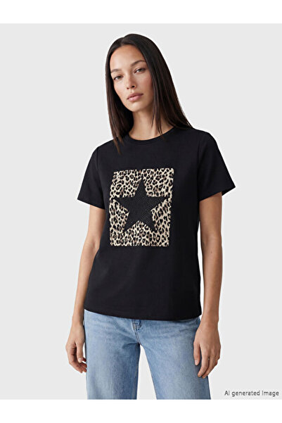 LC Waikiki RMZ GİYİM FARKIYA بلوزة مطرزة بياقة روبا جديدة تمامًا