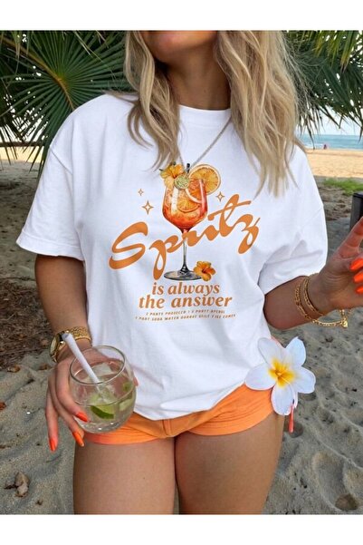 SİBELİZE تي شيرت أبيض مطبوع عليه عبارة "Spritz Is Always The Answer" بمقاس كبير