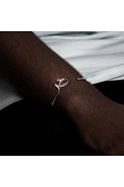 HUROOFY Letter P Bracelet (P)