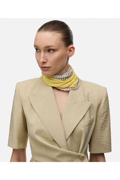 İpekyol Piliseli puantiye desen eşarp