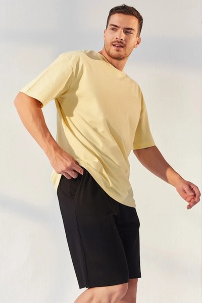 By Layina Unisex Oversize Φαρδιά Εφαρμογή T-shirt Σορτς Σετ Δύο Τεμαχίων BYLA...