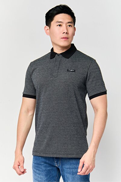 Karl Lagerfeld قميص بولو رجالي بقصّة عادية وأكمام قصيرة وشعار العلامة التجاري...