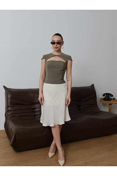 thelowely Window Detail Bluz