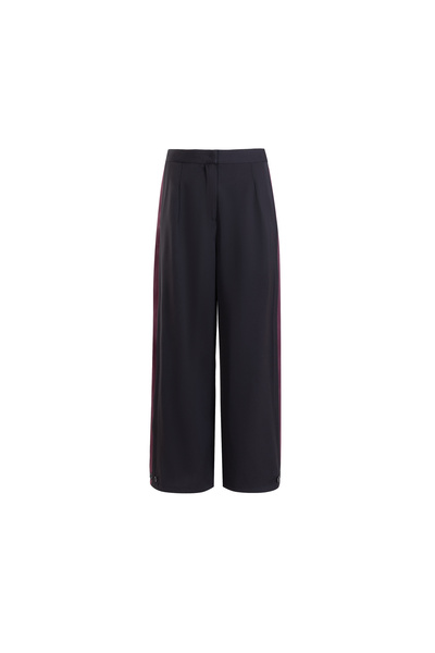 2TRENDY Black Trousers with Side Ribbed Details