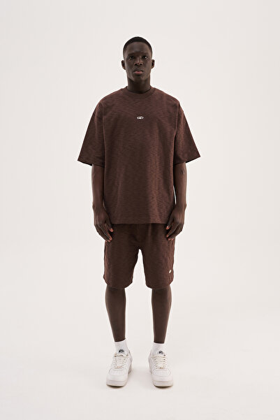 Machinist Tricou oversize jacquard cu etichetă metalică pentru bărbați, maro