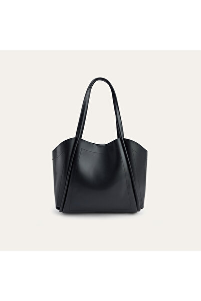 Mudo Leather-Like Puppy-Looking Handbag