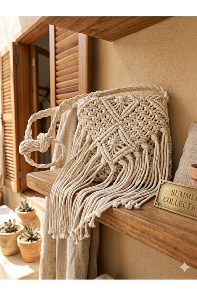 Axesoire NWC-1065 Μπεζ Πλεκτή Χειροποίητη Ψάθινη Τσάντα με Κρόσσια 24x21 εκ.