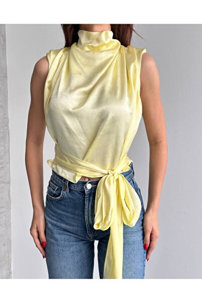 Butik Beyza Patterned Satin Fabric Degaje Collar Blouse