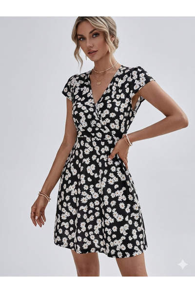 M&G PREMIUM BOUTIQUE Women's Black Daisy Patterned Double Breasted V-Neck Sho...