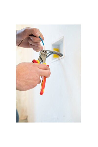 Stanley 0-84-016, cleste cu taiere frontala VDE maxsteel, 160 mm, blister